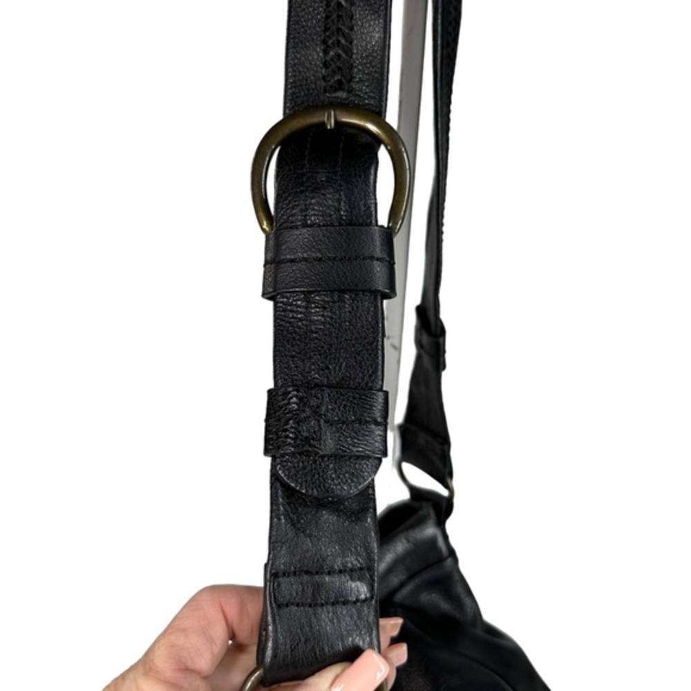 The SAK Black Leather Shoulder Crossbody Bag Purse Top Zip Entry Wide Strap MED - Picture 8 of 12